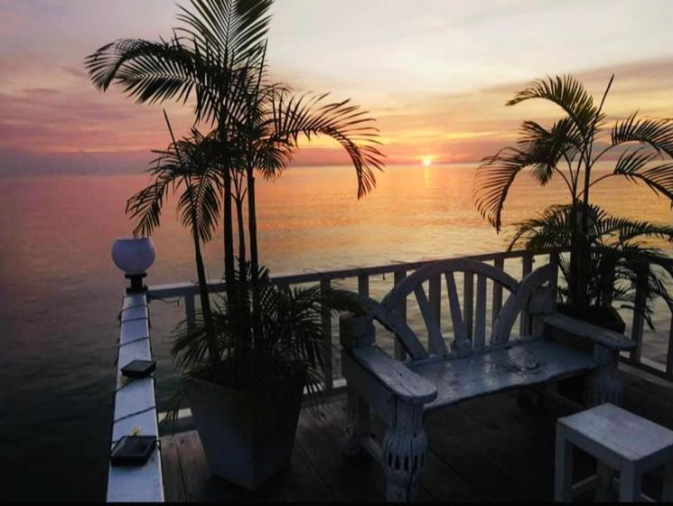 Karoon Hut Otel Hua Hin Dış mekan fotoğraf